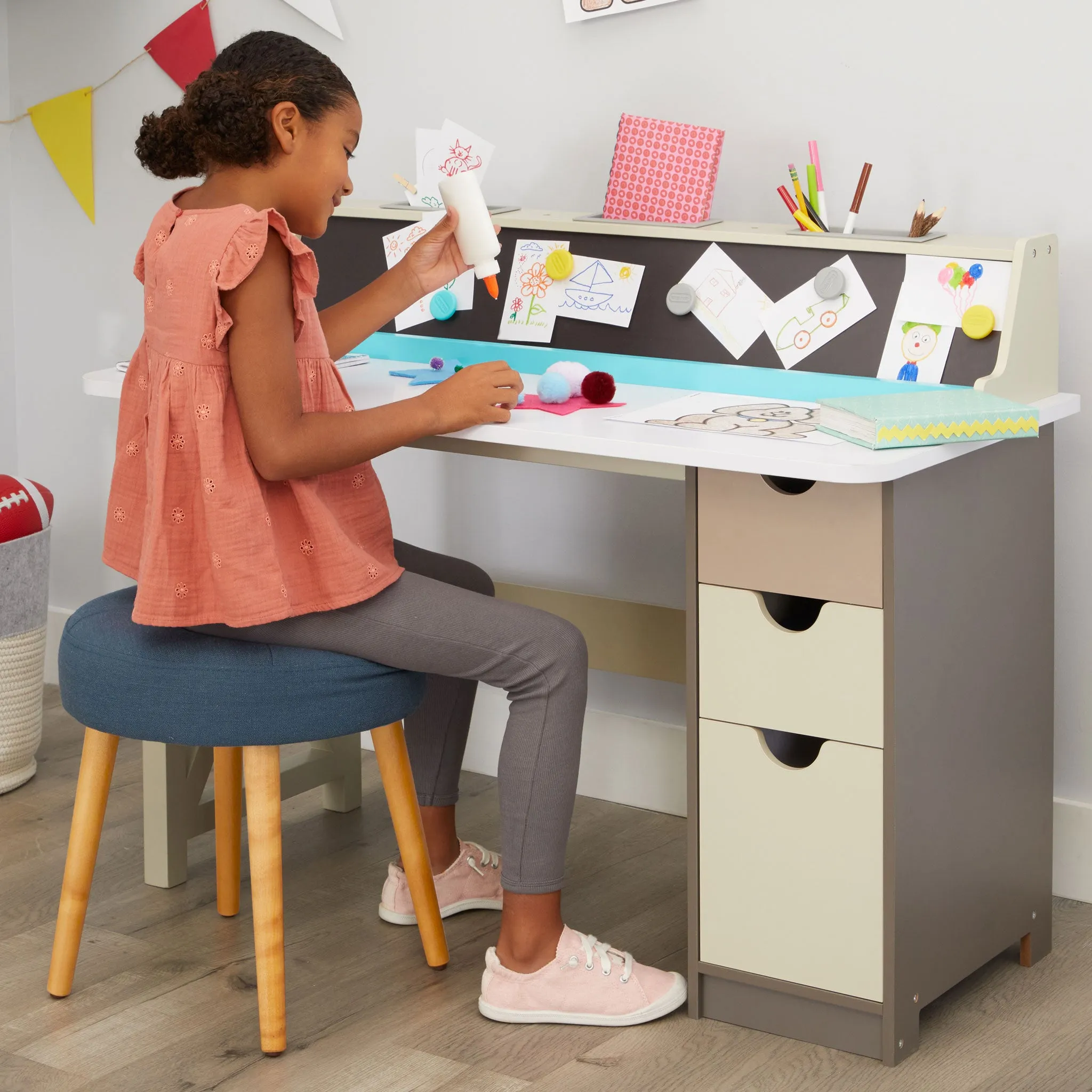 2-in-1 Chalkboard Desk – Wooden Desk with Magnetic Chalkboard, Storage, and Modern Design