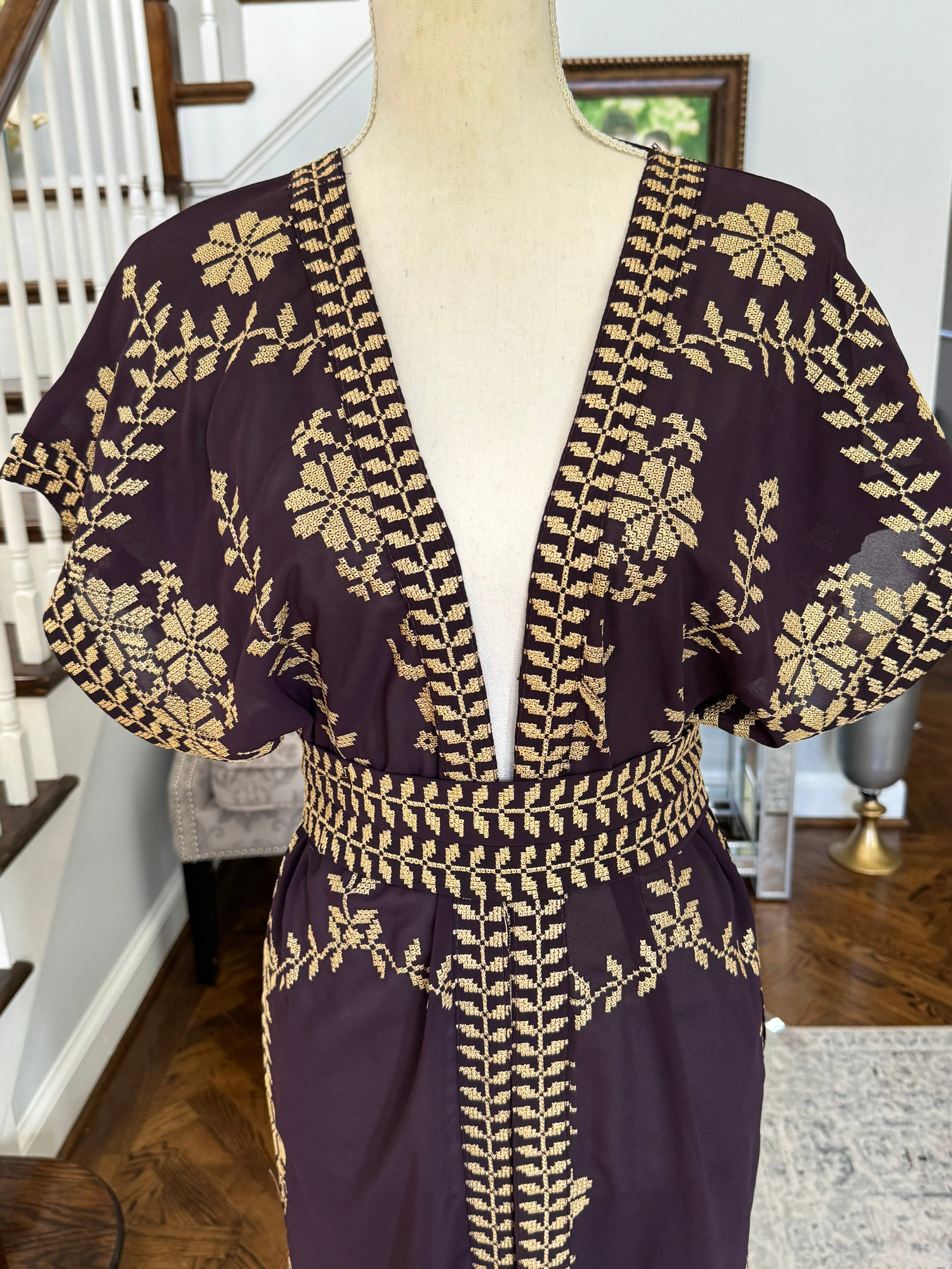 Caftan, Dark lavender embroidery abaya