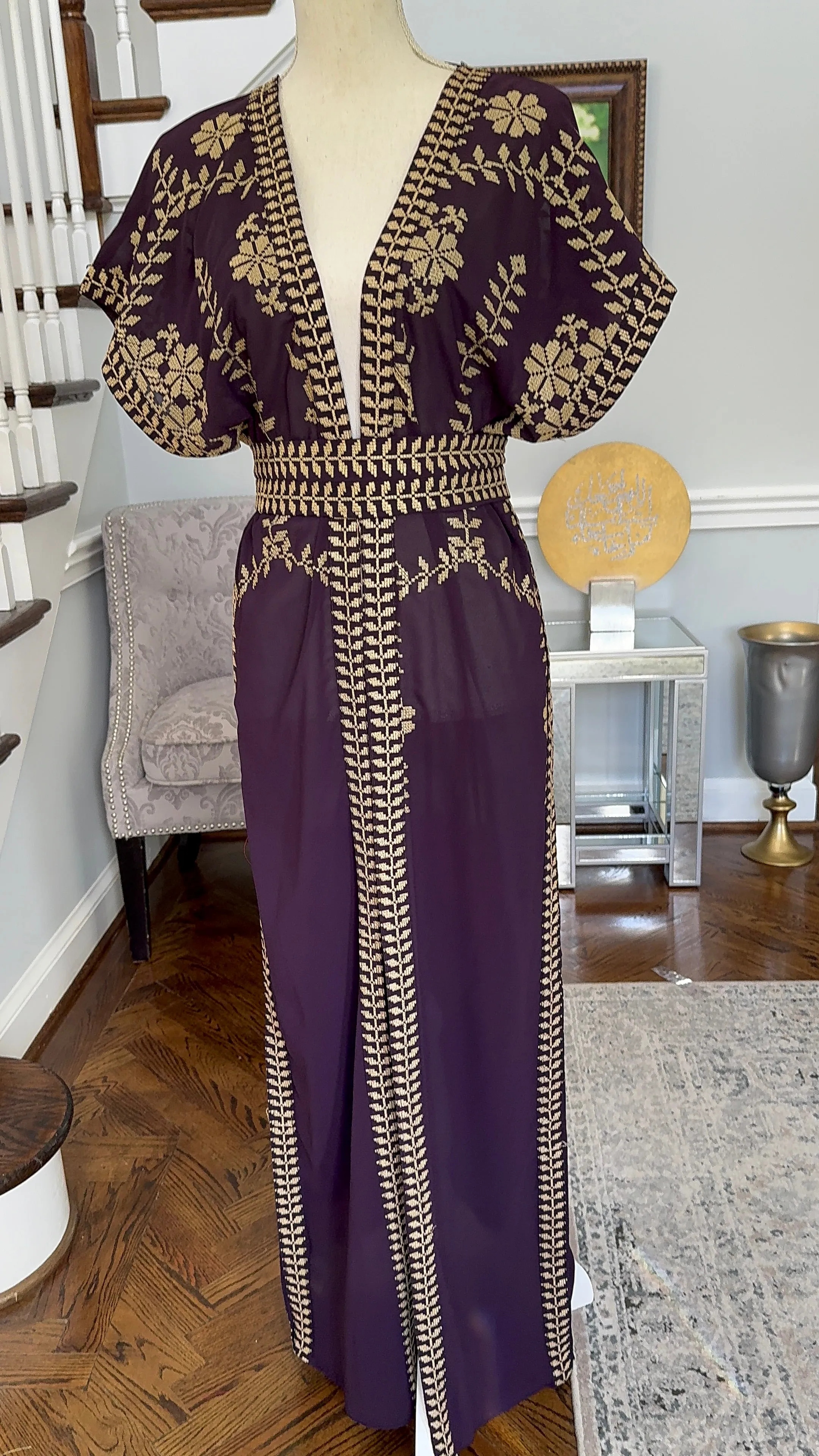 Caftan, Dark lavender embroidery abaya