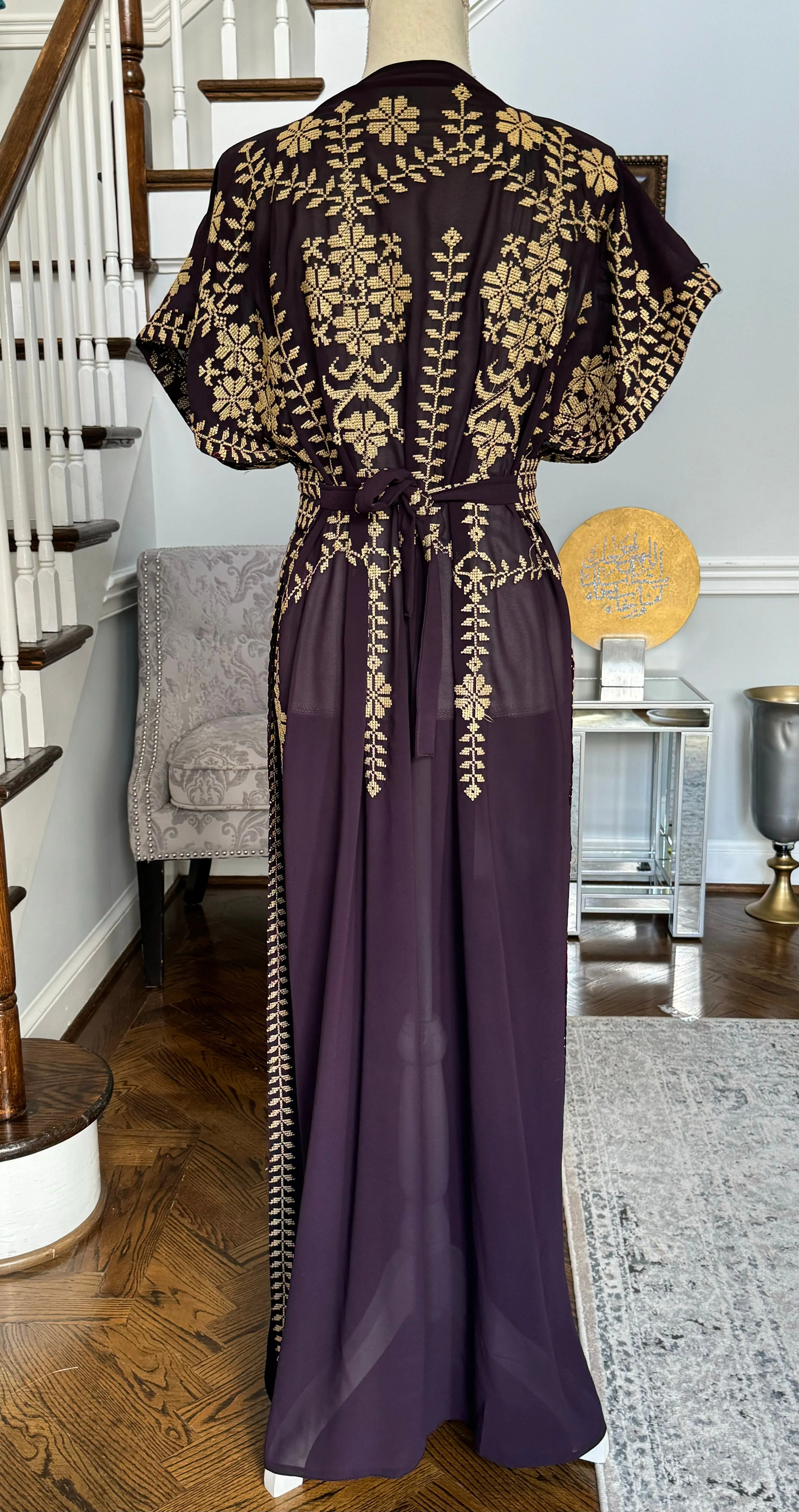 Caftan, Dark lavender embroidery abaya