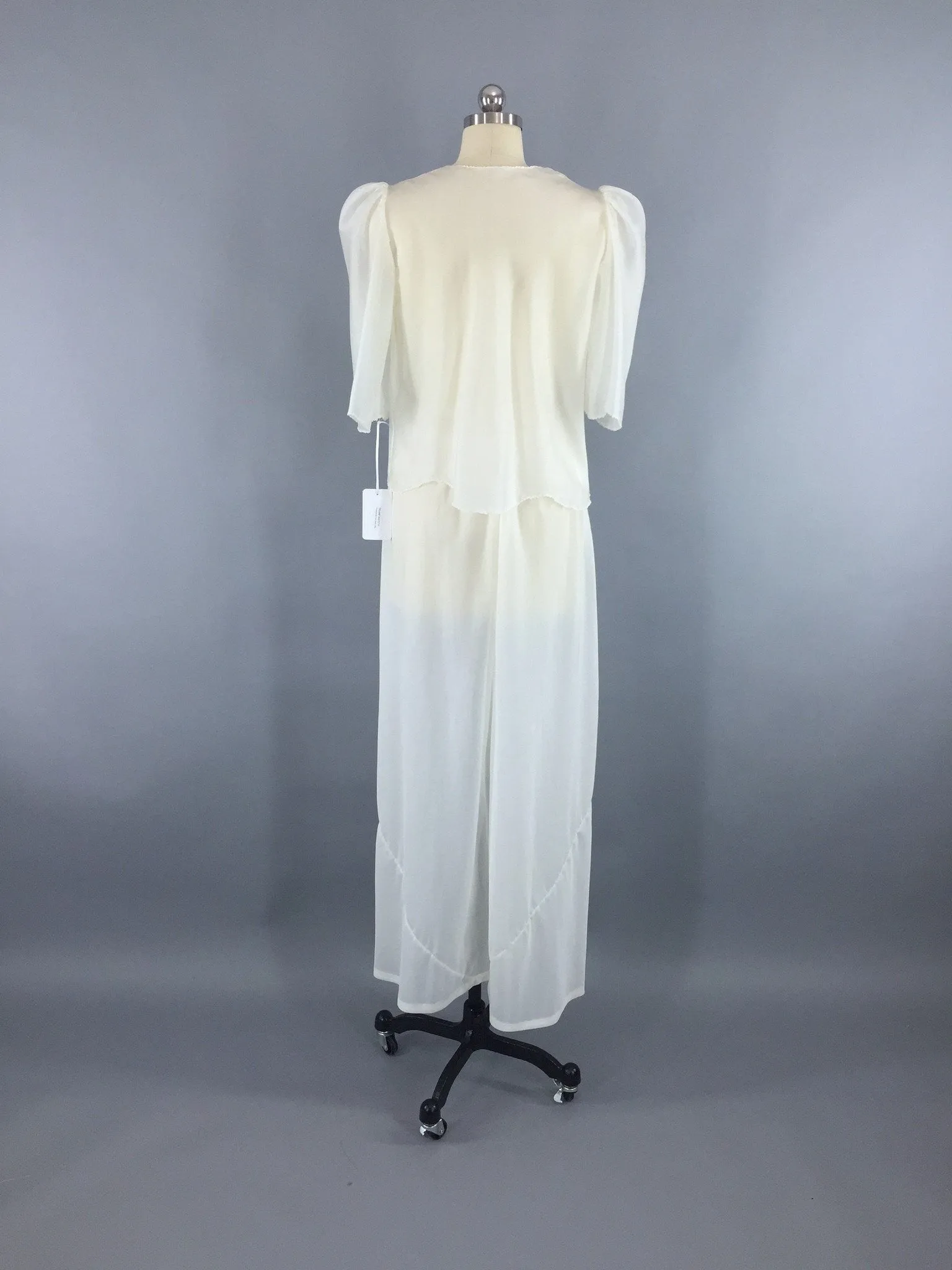 Vintage 1930s Pajamas Set / Embroidered Dragons