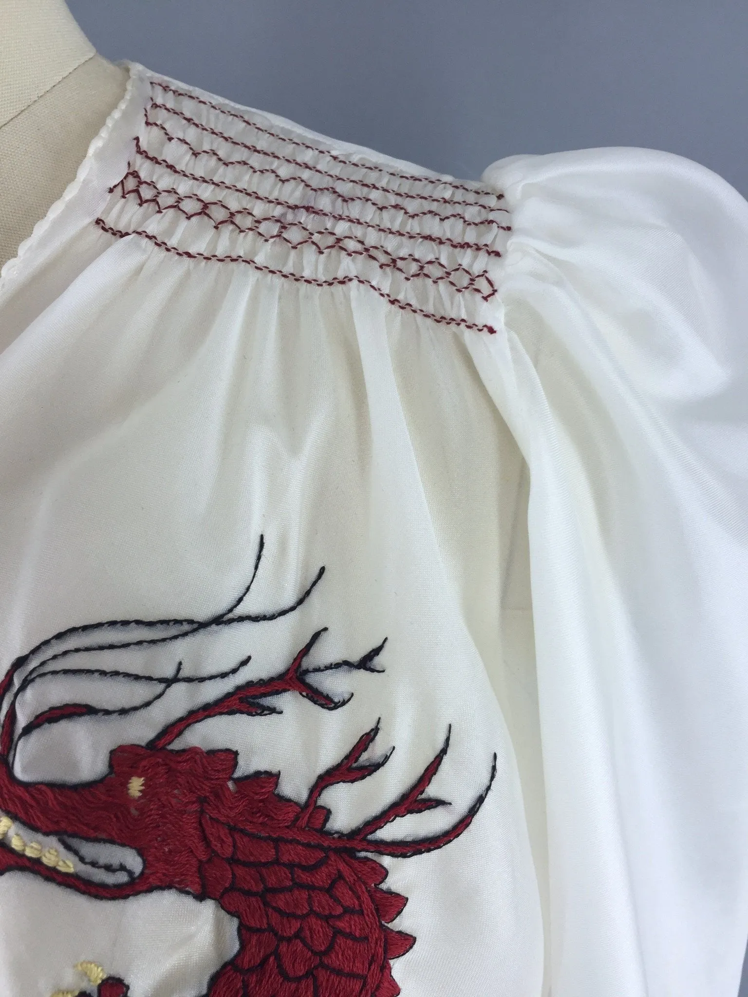 Vintage 1930s Pajamas Set / Embroidered Dragons