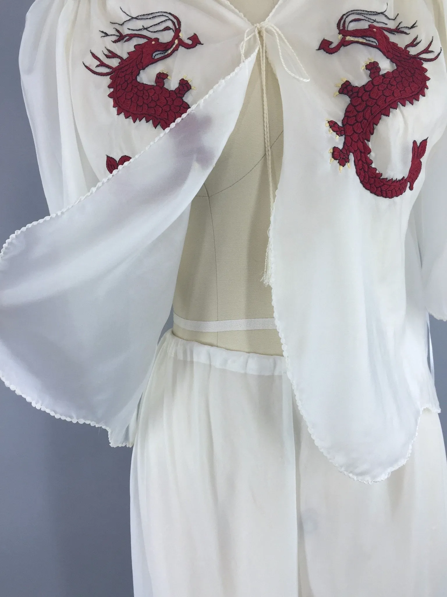 Vintage 1930s Pajamas Set / Embroidered Dragons