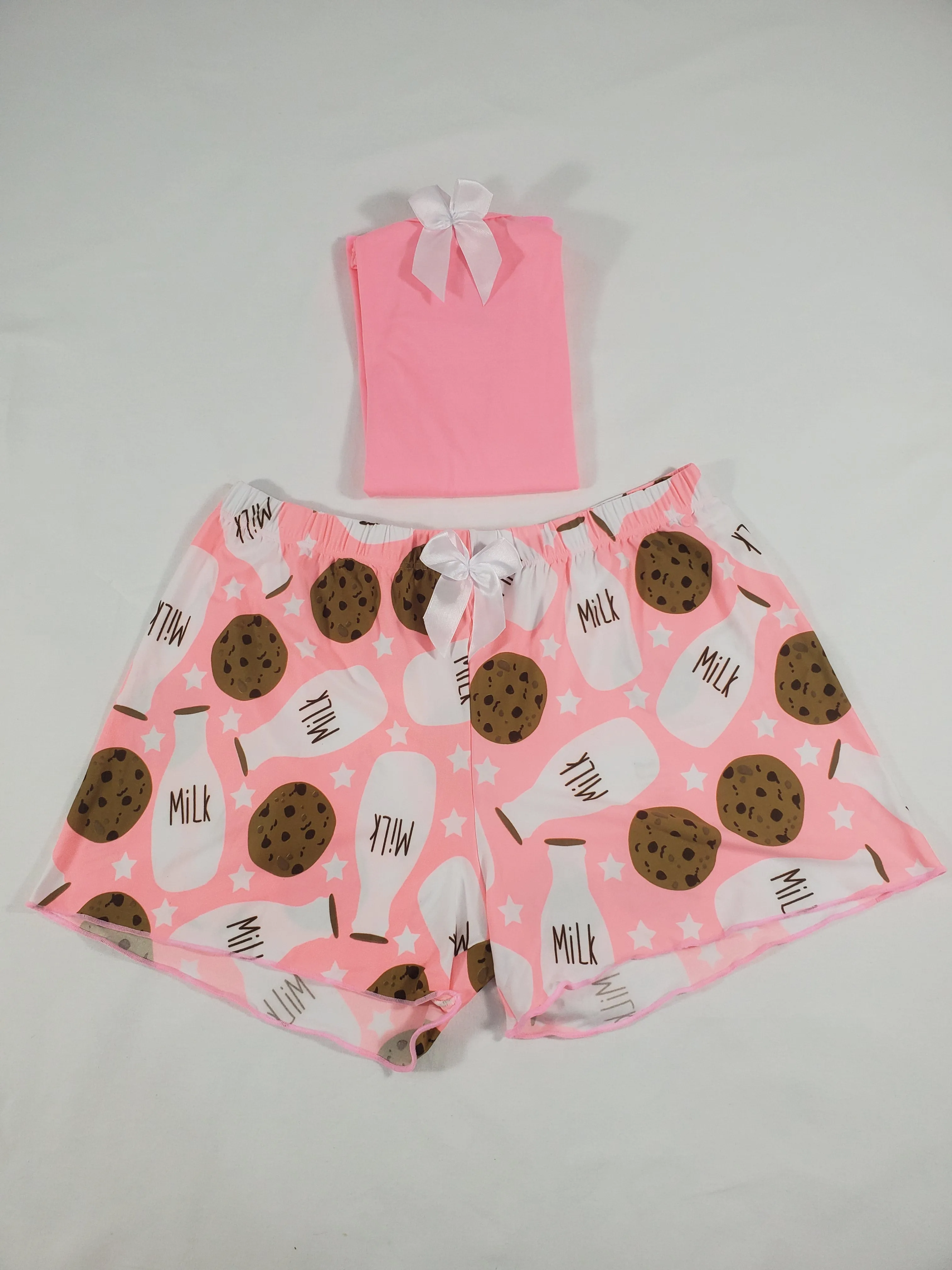 Women's Classic pajama set XL pink shorts milk and cookies theme pink blouse