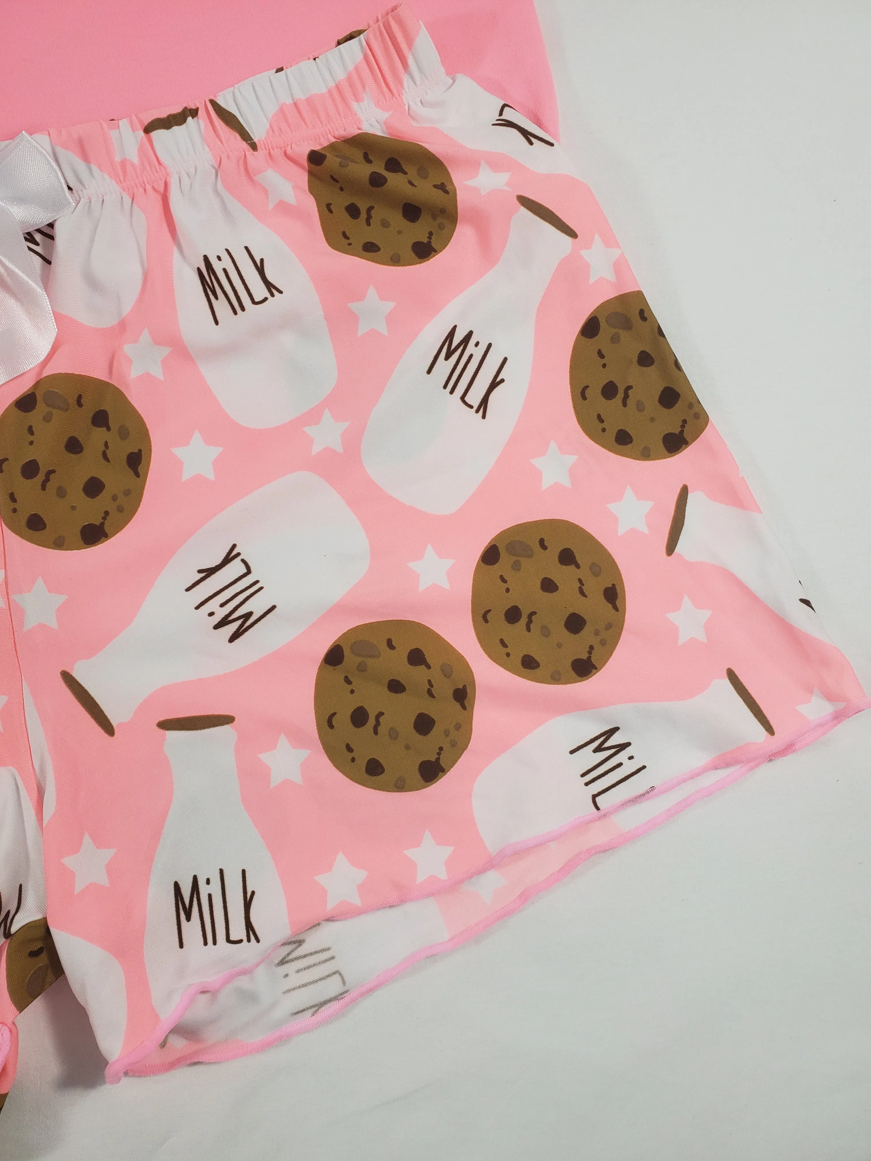 Women's Classic pajama set XL pink shorts milk and cookies theme pink blouse