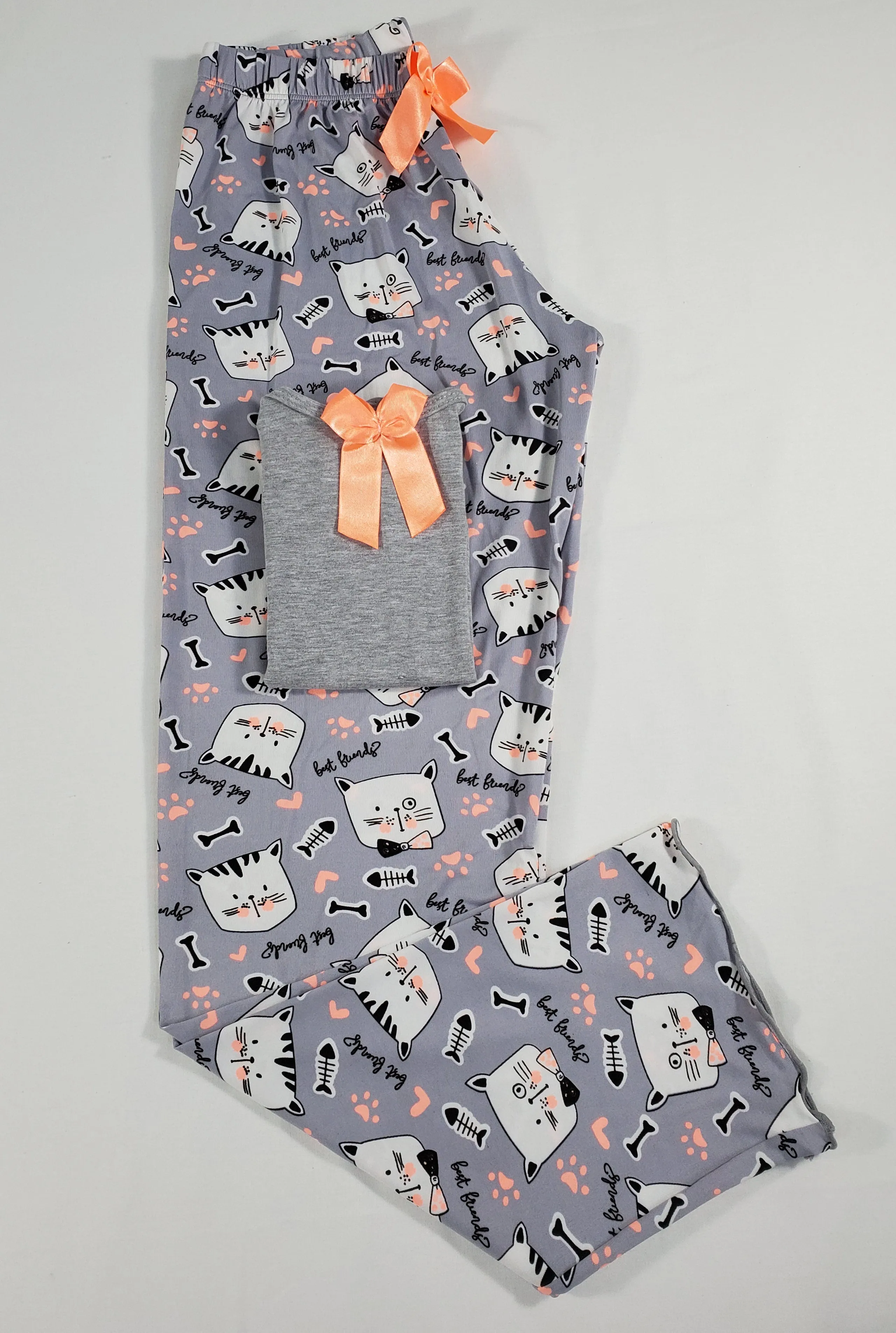 Women's Pajama set gray pants kittens theme gray blouse