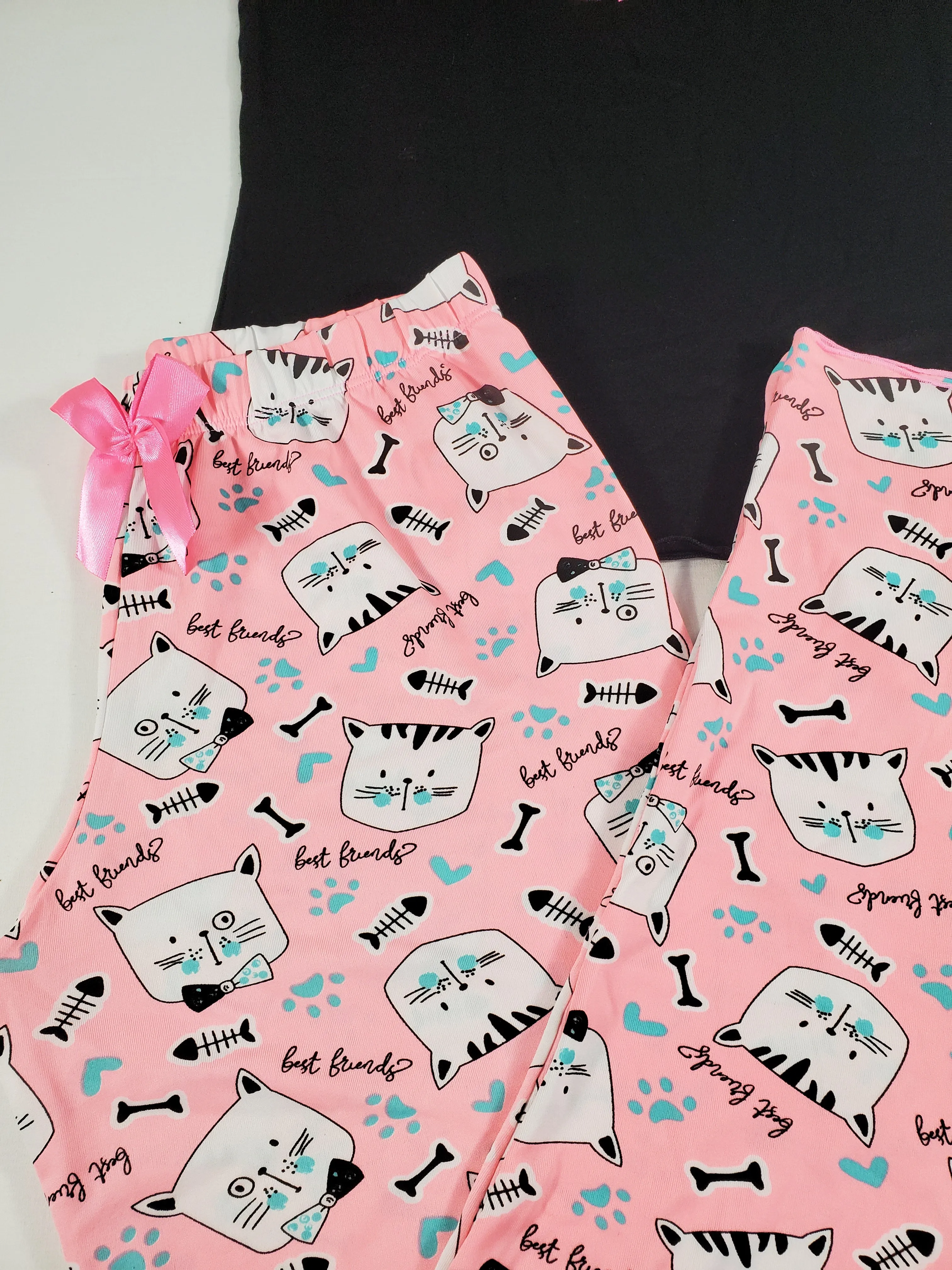 Women's Pajama set pink pants kittens theme black blouse